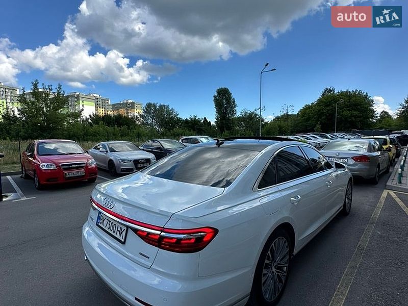 Седан Audi A8 2018 в Киеве фото 119 Седан Audi A8 2018 в Киеве