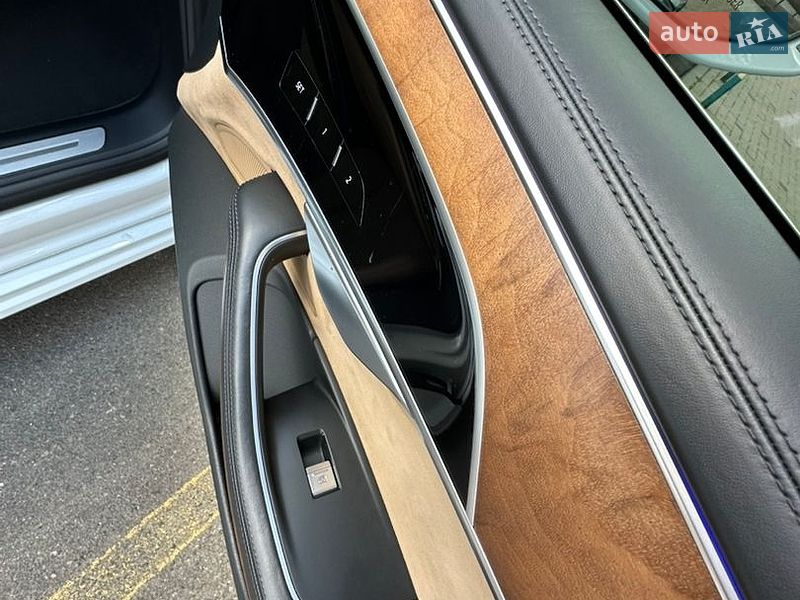 Седан Audi A8 2018 в Киеве фото 135 Седан Audi A8 2018 в Киеве