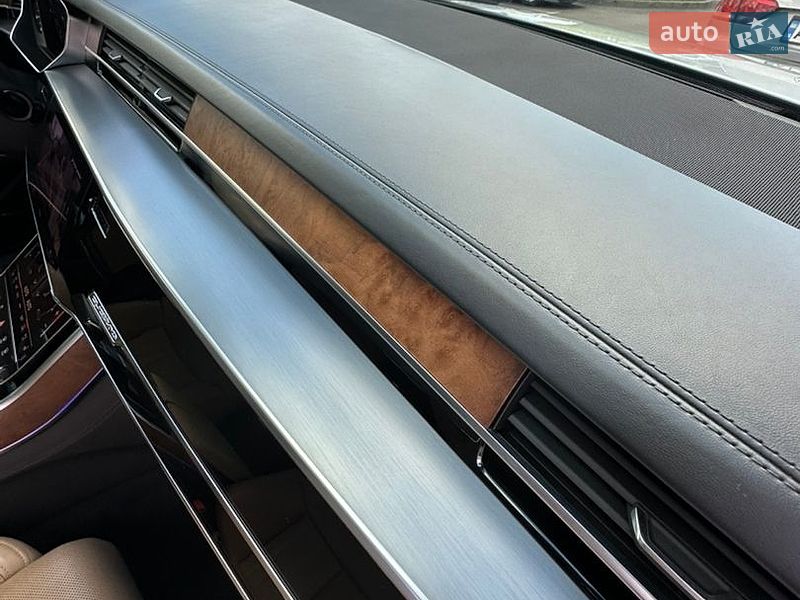 Седан Audi A8 2018 в Киеве фото 136 Седан Audi A8 2018 в Киеве