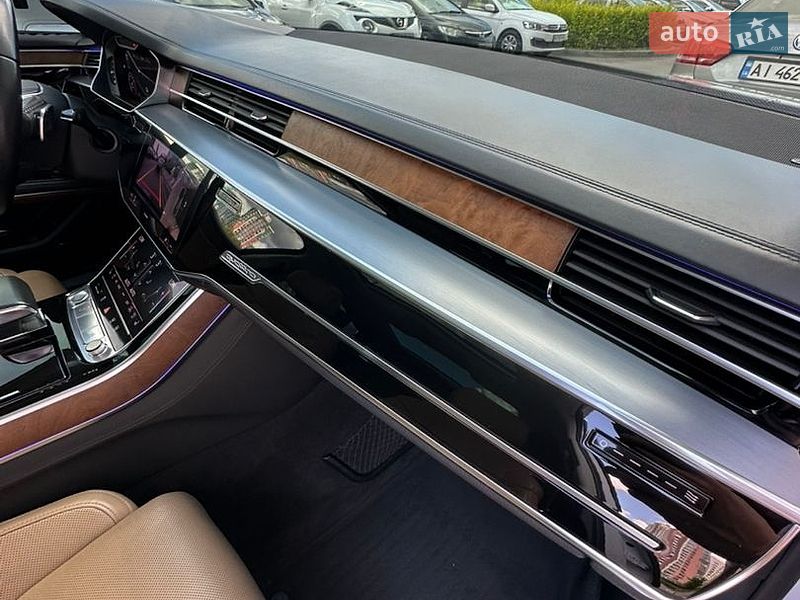 Седан Audi A8 2018 в Киеве фото 137 Седан Audi A8 2018 в Киеве