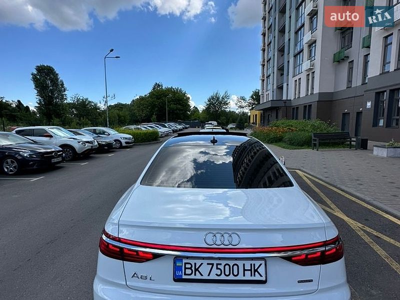 Седан Audi A8 2018 в Киеве фото 146 Седан Audi A8 2018 в Киеве