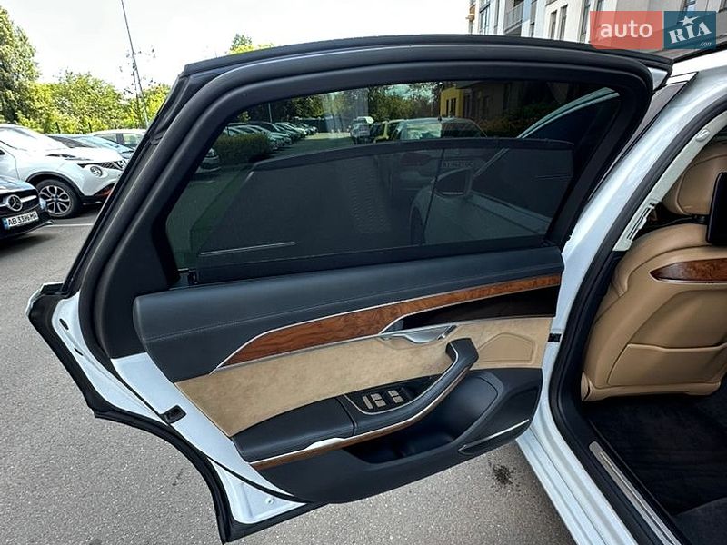 Седан Audi A8 2018 в Киеве фото 152 Седан Audi A8 2018 в Киеве