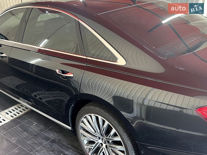 Седан Audi A8 2019 в Киеве