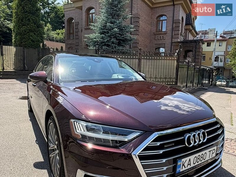 Седан Audi A8 2018 в Києві