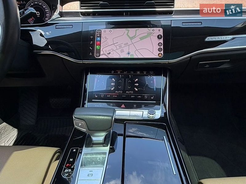 Седан Audi A8 2018 в Києві