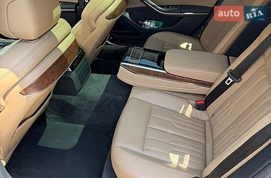 Седан Audi A8 2018 в Києві
