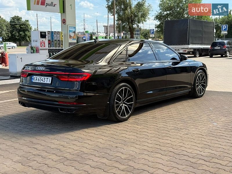 Седан Audi A8 2020 в Кривому Розі