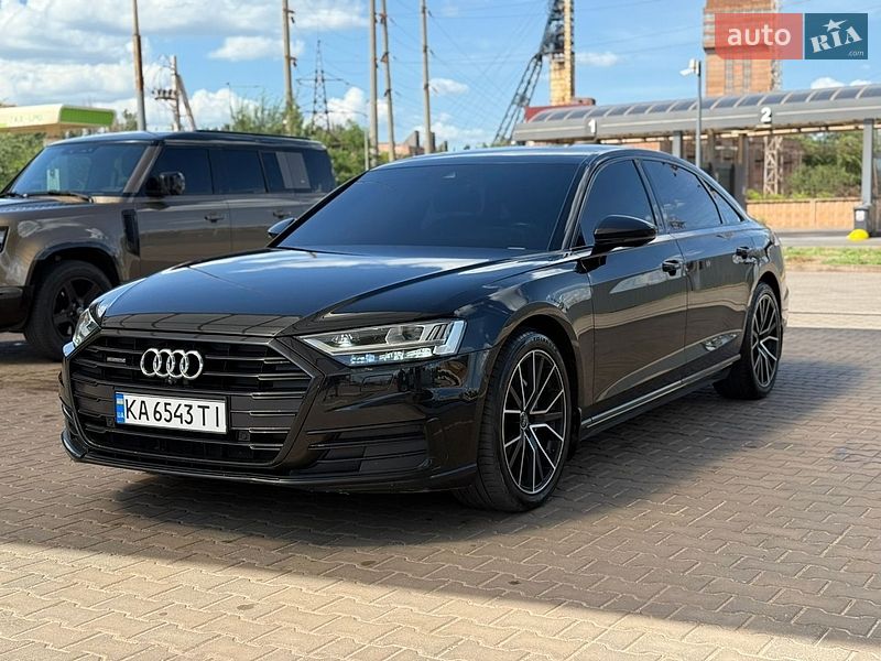 Седан Audi A8 2020 в Кривому Розі