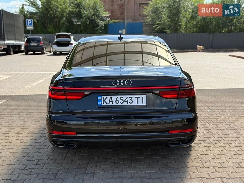 Седан Audi A8 2020 в Кривому Розі