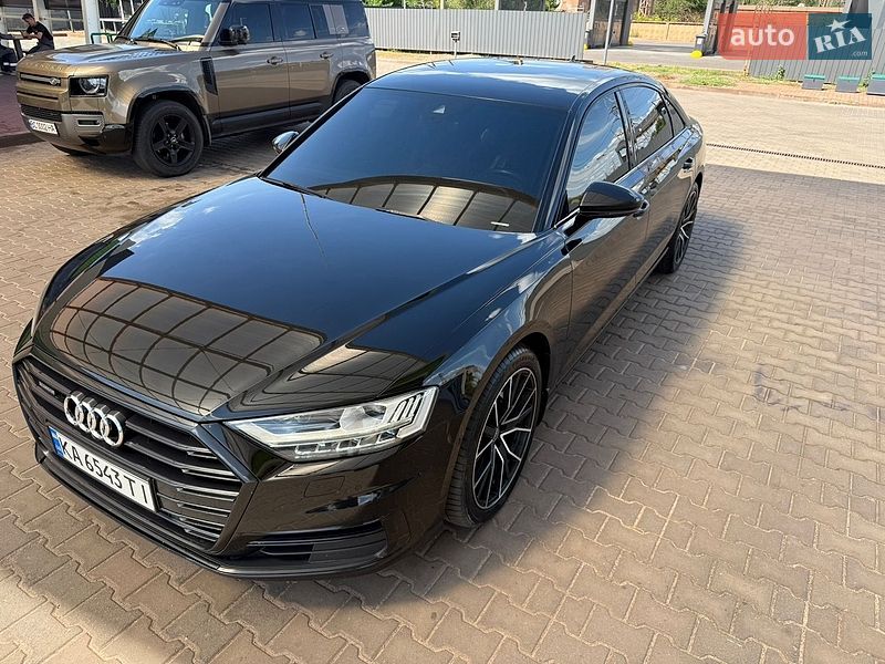 Седан Audi A8 2020 в Кривому Розі