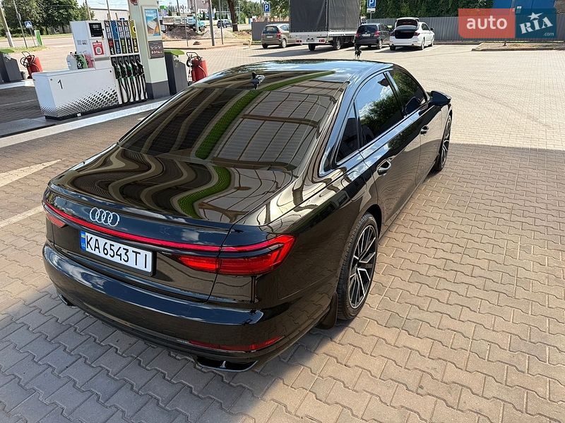 Седан Audi A8 2020 в Кривому Розі