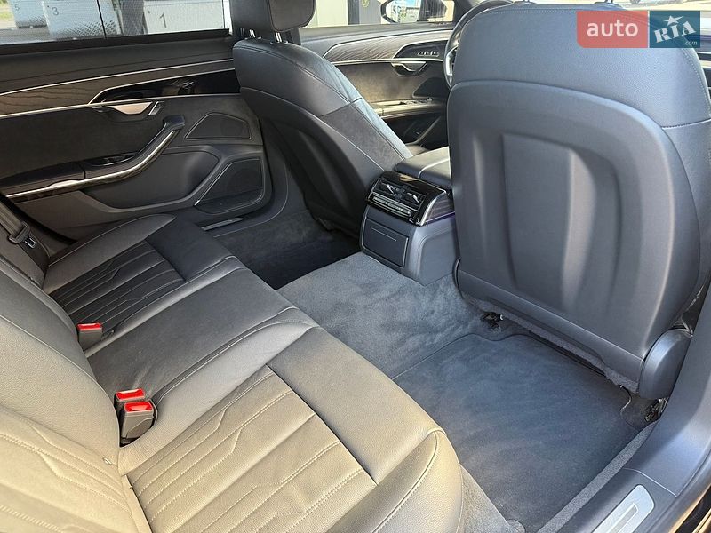 Седан Audi A8 2020 в Кривому Розі