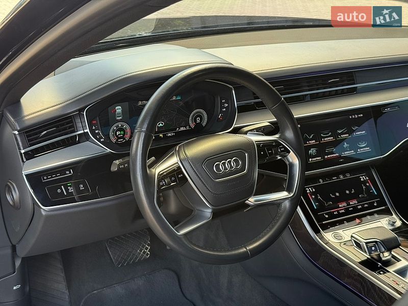 Седан Audi A8 2020 в Кривому Розі