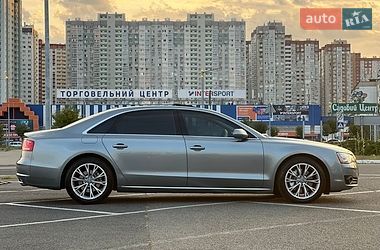 Седан Audi A8 2013 в Києві