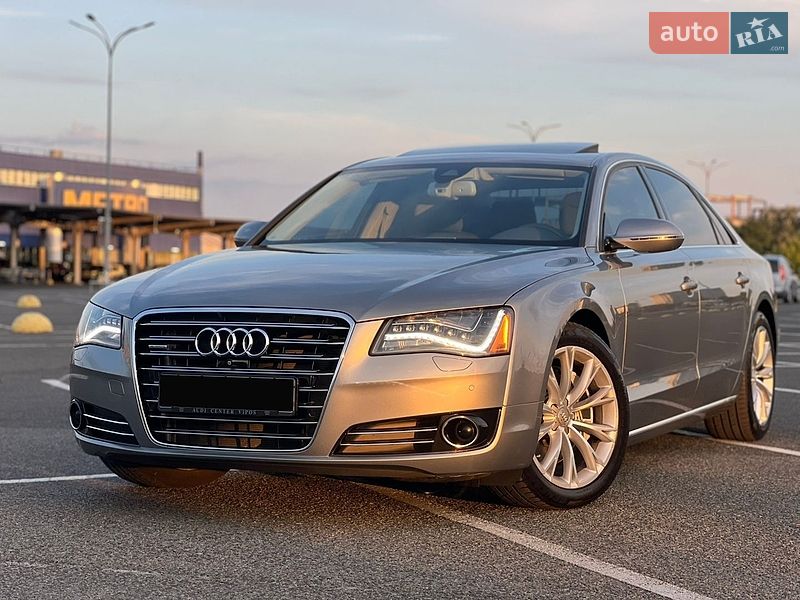 Седан Audi A8 2013 в Киеве