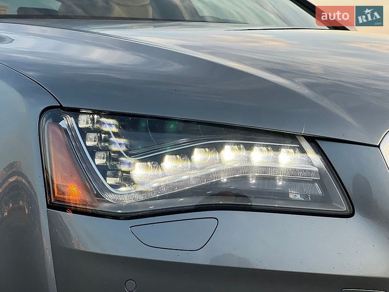 Седан Audi A8 2013 в Киеве