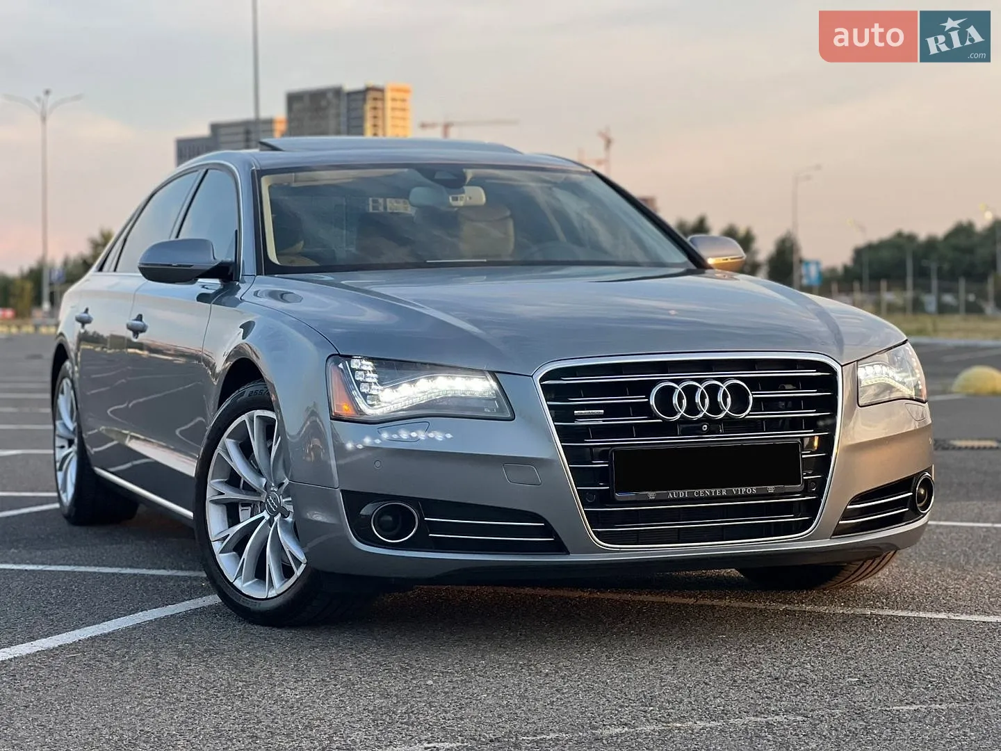 2013 Audi A8 - фото 1