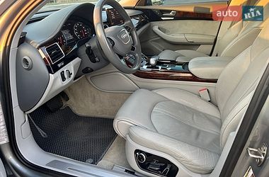 Седан Audi A8 2013 в Киеве