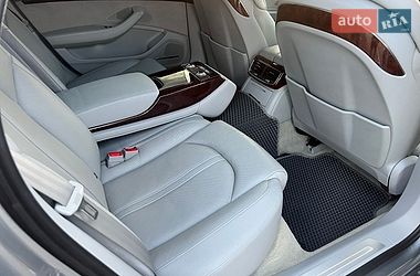 Седан Audi A8 2013 в Киеве