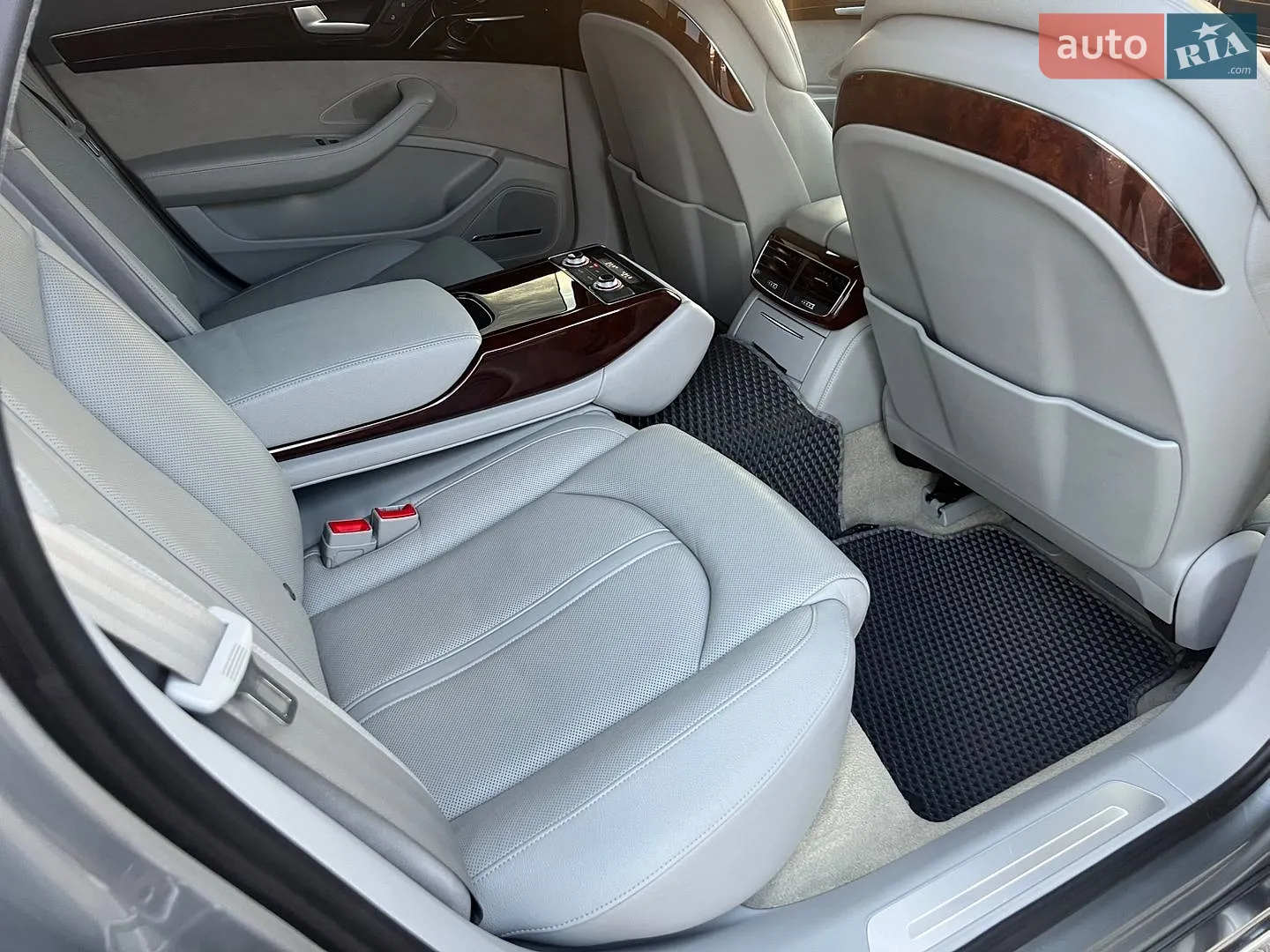 2013 Audi A8 - мініатюра 43