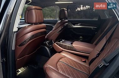 Седан Audi A8 2015 в Киеве