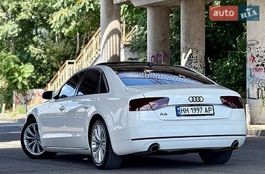 Седан Audi A8 2012 в Одессе