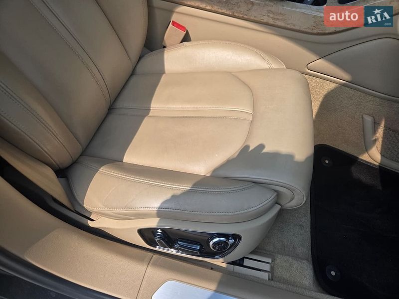 Седан Audi A8 2013 в Вінниці