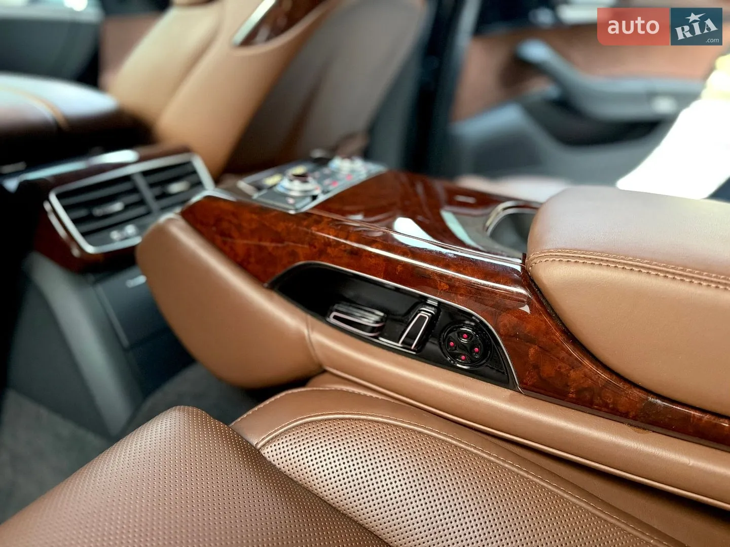 2010 Audi A8 - мініатюра 85
