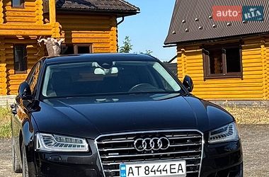 Седан Audi A8 2015 в Коломые