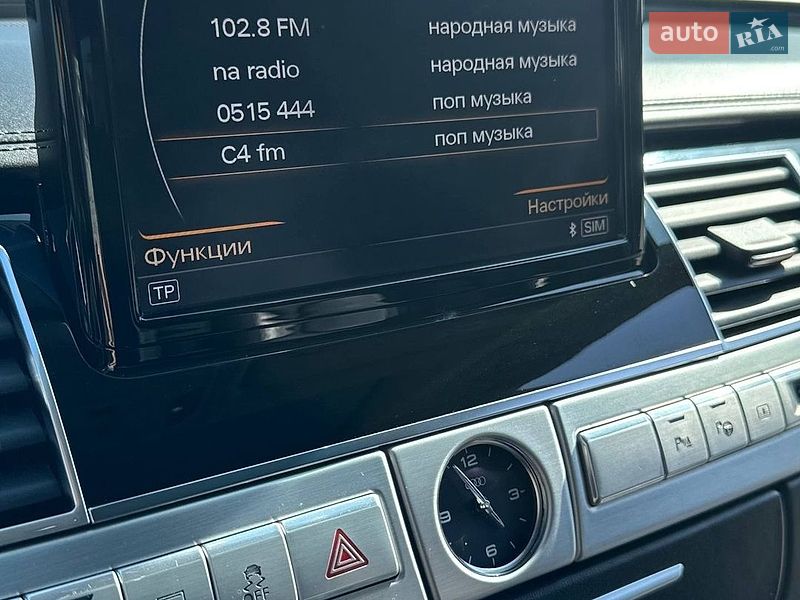 Седан Audi A8 2015 в Коломые