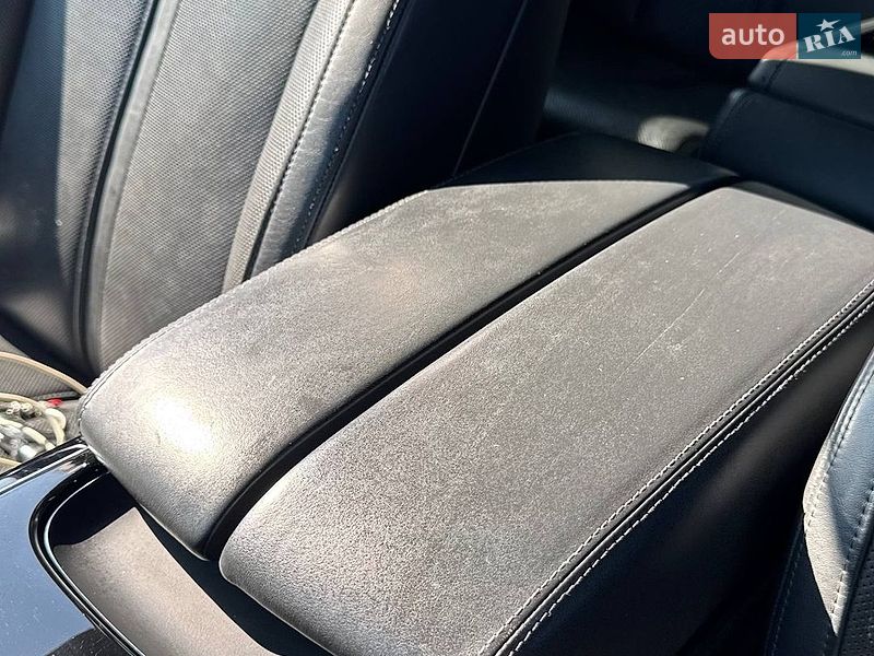 Седан Audi A8 2015 в Коломые