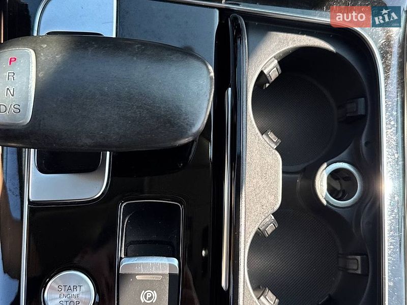 Седан Audi A8 2015 в Коломые