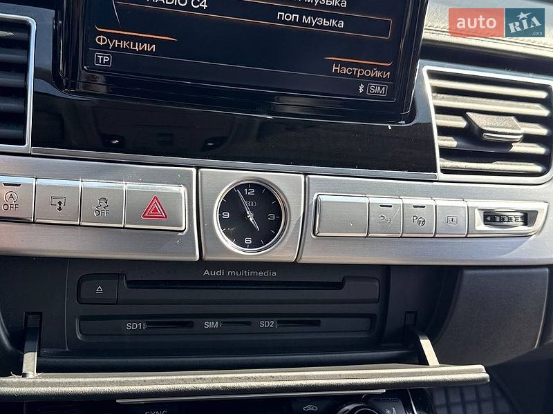 Седан Audi A8 2015 в Коломые