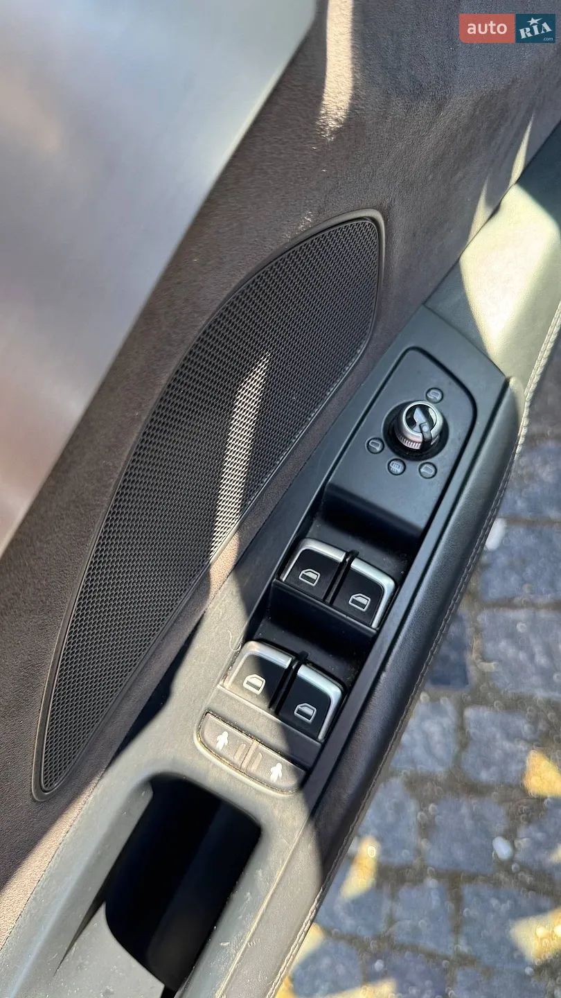 2015 Audi A8 - мініатюра 25
