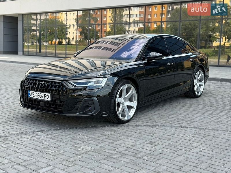 Седан Audi A8 2025 в Дніпрі фото Седан Audi A8 2025 в Дніпрі