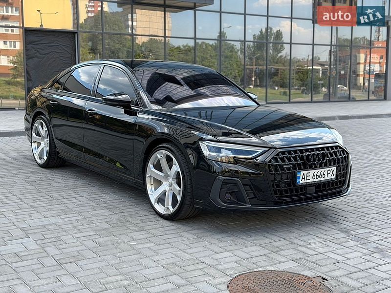 Седан Audi A8 2025 в Дніпрі фото 2 Седан Audi A8 2025 в Дніпрі