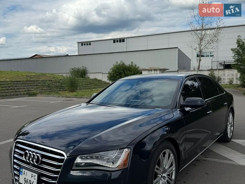 Седан Audi A8 2013 в Києві