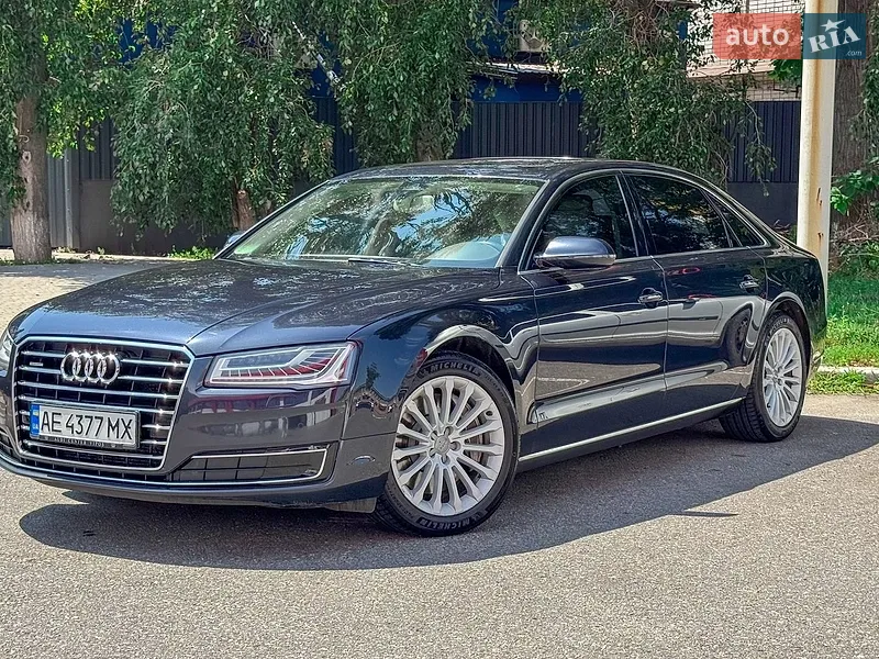 Audi A8