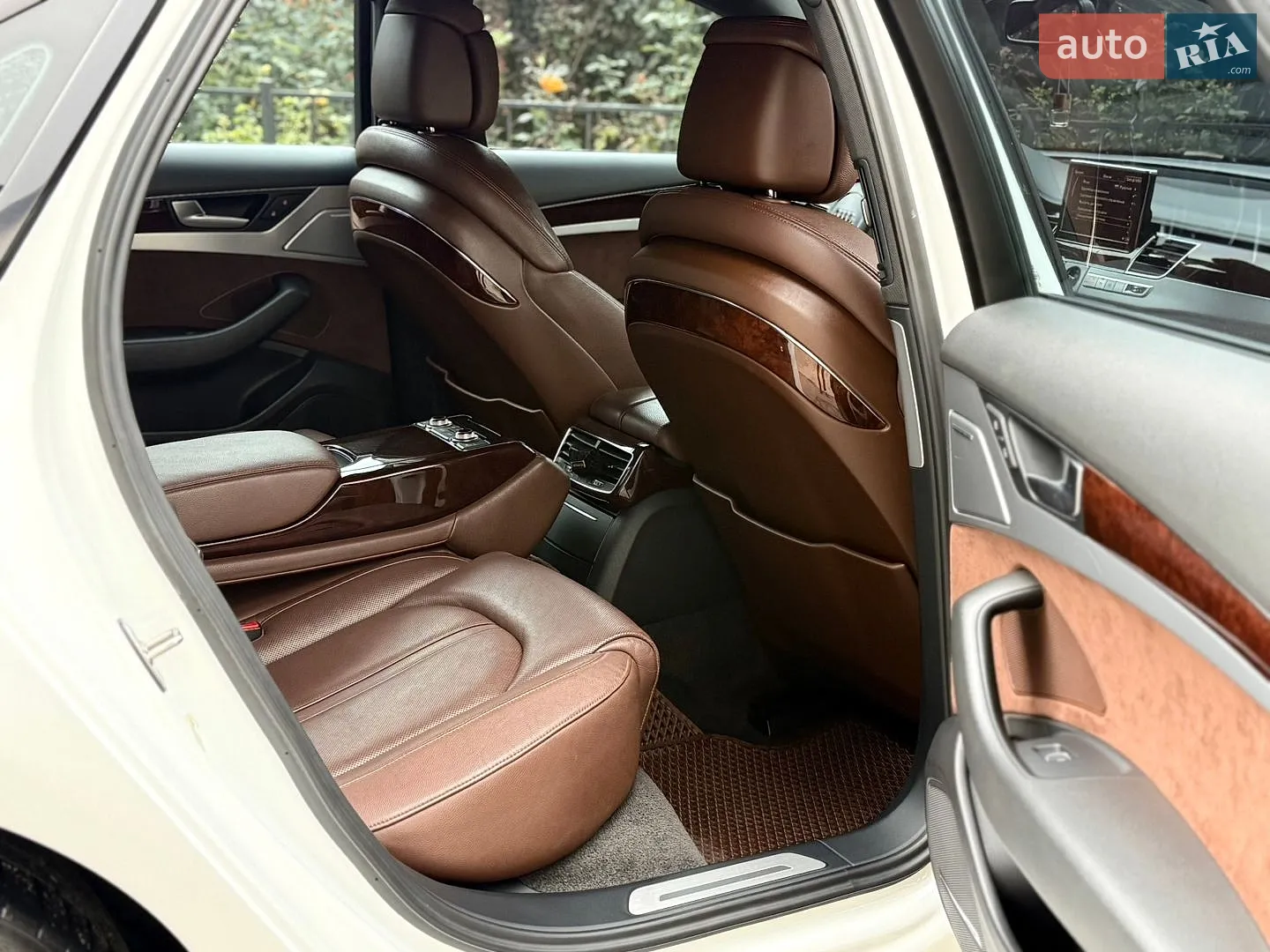 2012 Audi A8 - мініатюра 26