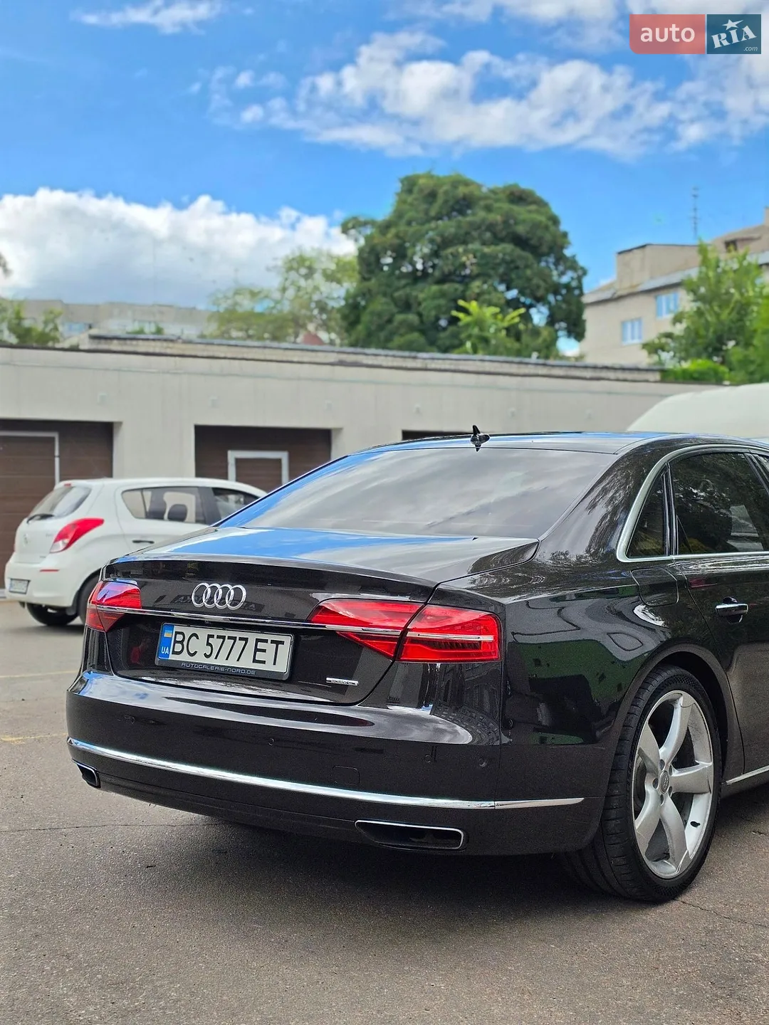 2015 Audi A8 - мініатюра 5