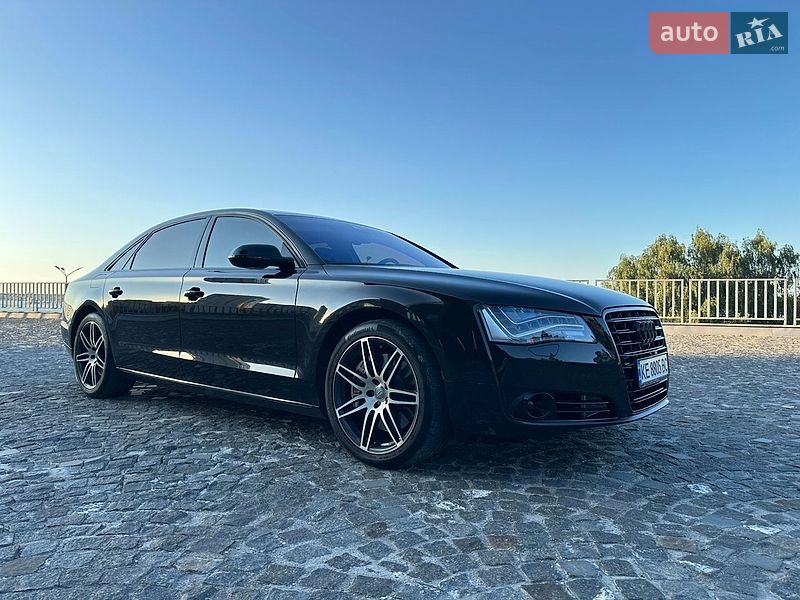 Седан Audi A8 2013 в Днепре