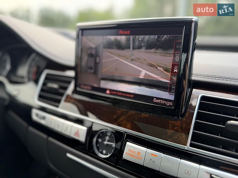 Седан Audi A8 2017 в Киеве