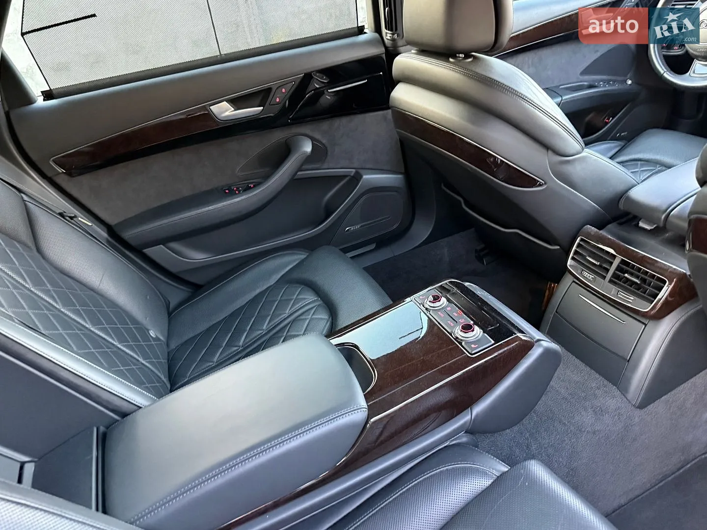 2016 Audi A8 - мініатюра 25