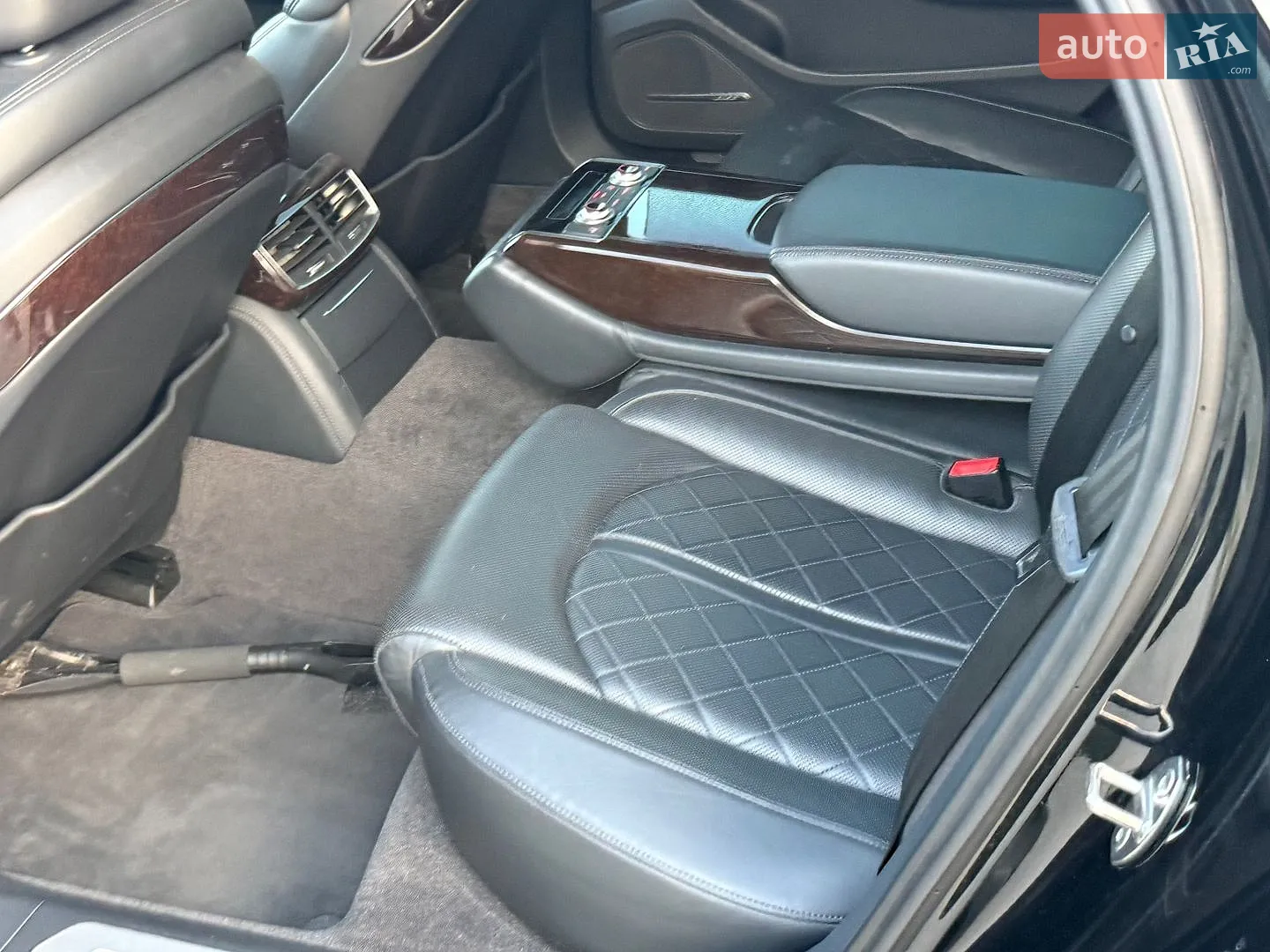 2016 Audi A8 - мініатюра 23