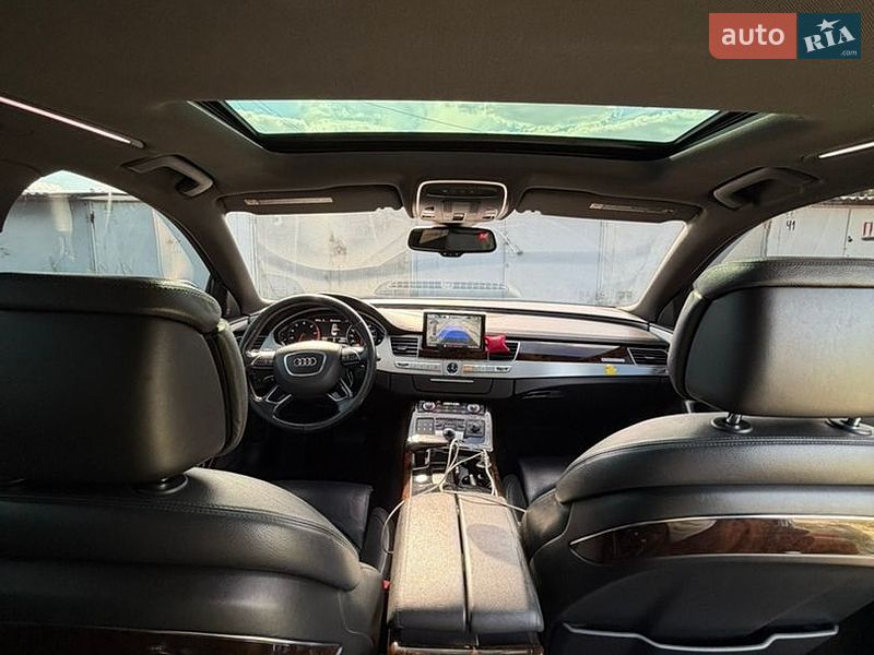 Седан Audi A8 2013 в Одессе