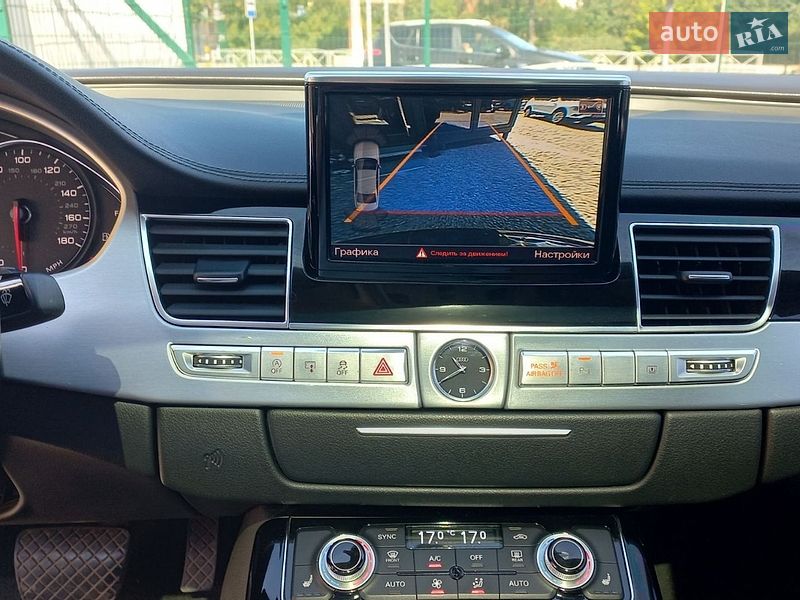 Седан Audi A8 2015 в Кропивницком