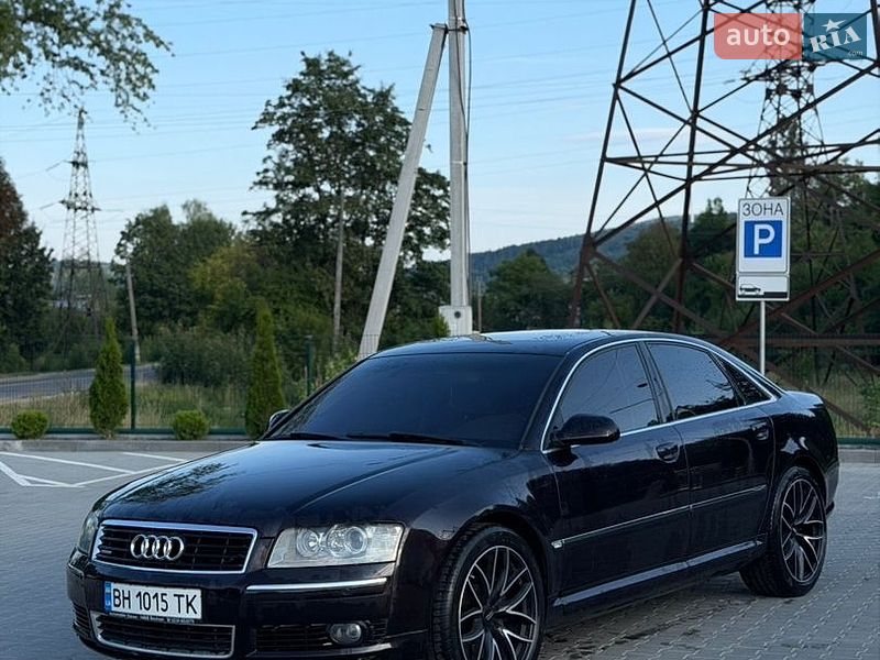 Седан Audi A8 2005 в Львові