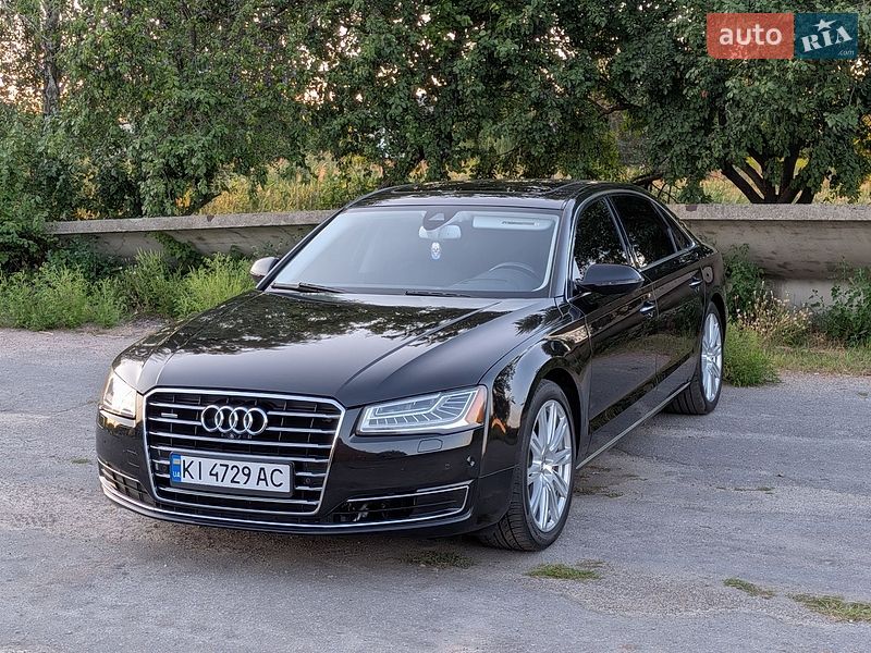 Седан Audi A8 2014 в Борисполі