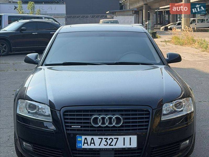 Audi A8 2003