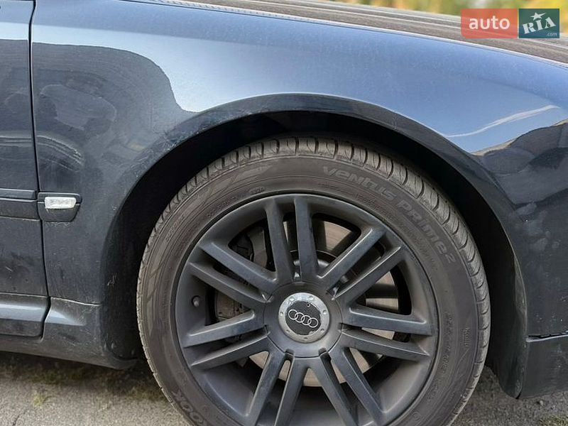 Седан Audi A8 2003 в Києві